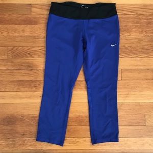 Nike dri-fit crop leggings